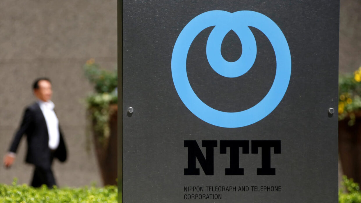 【悲報】NTT、総務省の幹部を接待していたことが文春にバレる